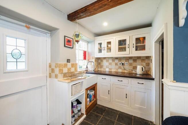 3 bed Terraced for sale Image 6