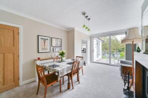89, Ridgeway Drive, Bromley BR1 5DB