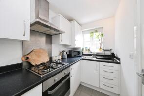 6, Vicarage Walk, Chesterfield S43 4FH