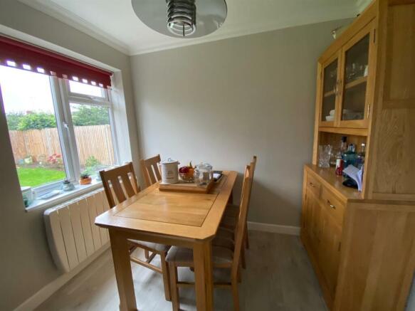 Dining Area.jpg