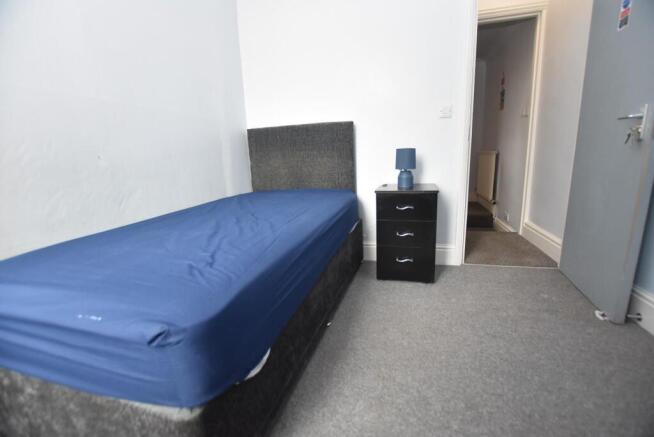 Room 3 (2).jpg
