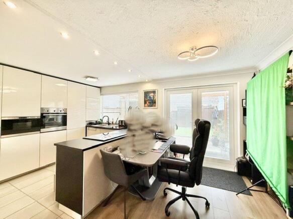 Sale Agreed Prior to Marketing photo 4
