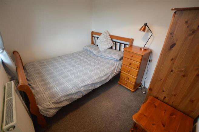 Bed3.JPG