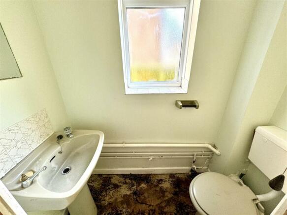 GROUND FLOOR WC