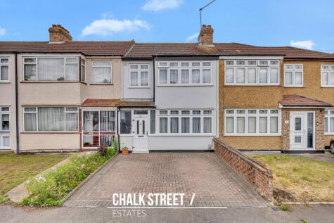 Acacia Avenue, Hornchurch, RM12