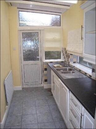 Kitchen Pic 2