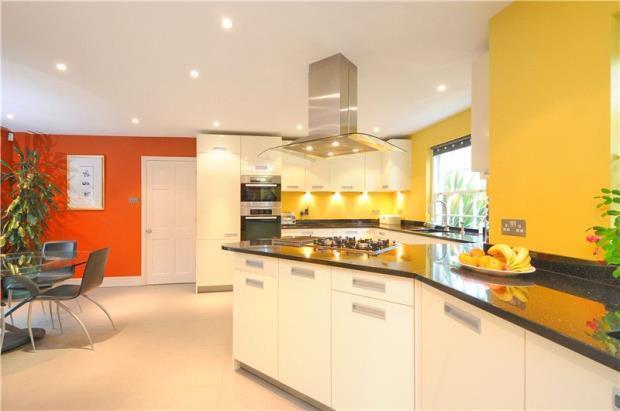 Kitchen/Breakfast