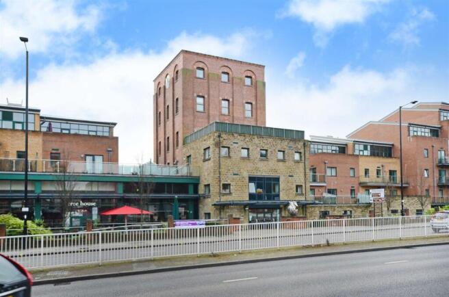 1 bed Apartment for sale Image 7