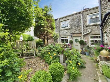 Earl Sterndale, Nr Buxton, Derbyshire, SK17 0BU