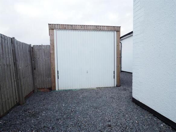 Detached Single Garage 774