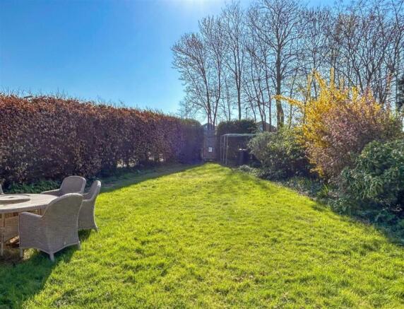 tm gdn high res dp.jpg