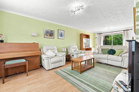 East Thorpe, Basildon, SS14