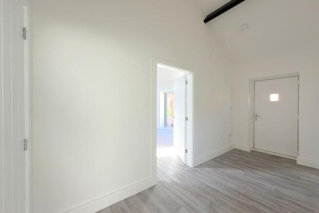 2 bed Bungalow for sale Image 5