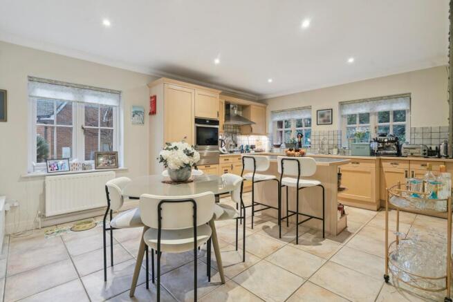 DSC01830-0ff914718f4506501cfb2fa17bffc9dc - 800px