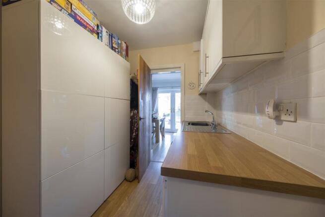 89 Forest Road-002.JPG