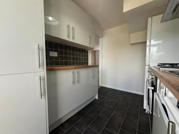 kitchen 2.jpeg