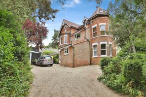 4, 27 Eden Lodge, Surrey Road South, Bournemouth BH4 9BL
