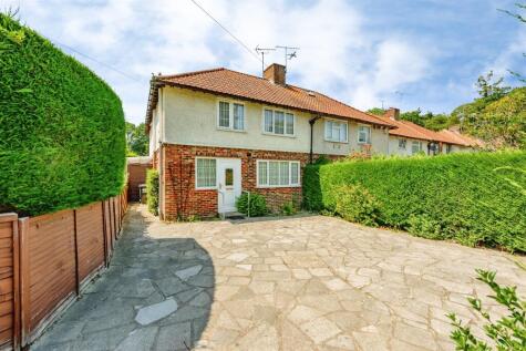 Redehall Road, Smallfield, Horley