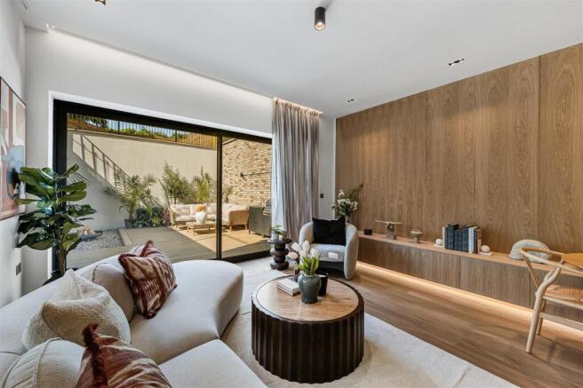 Flat 1 - 50 Creswick-2.jpg