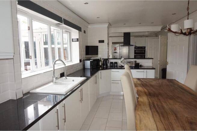 Kitchen / Diner