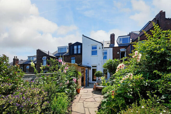 3 bed Terraced for sale Image 3