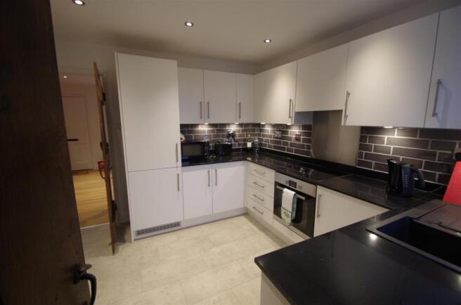 Kitchen - Photo 1