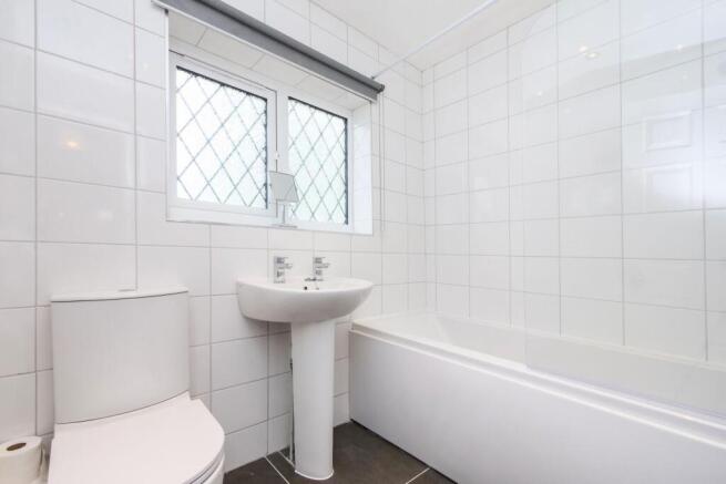 3 bed Semi-Detached for sale Image 10
