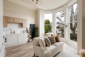 Flat 3, 24 Redland Court, Redland Park, Redland, Bristol BS6 6SE