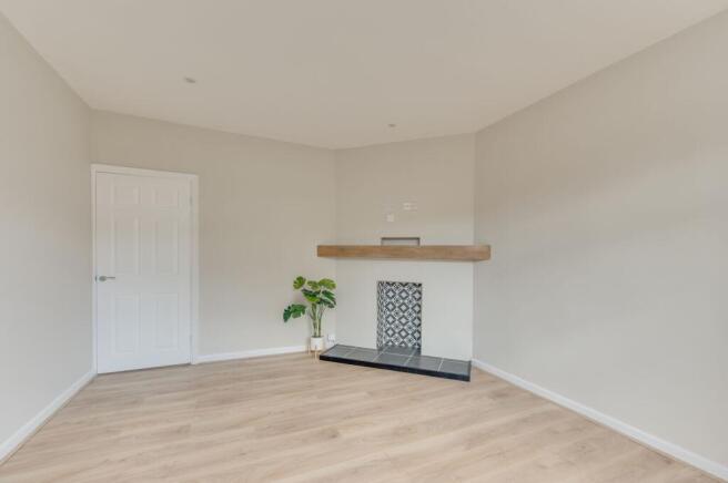 2 bed Semi-Detached for sale Image 7