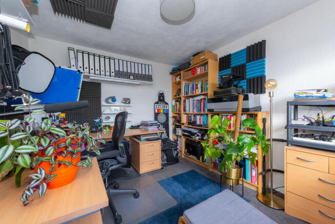 10 Myrtle Drive6
