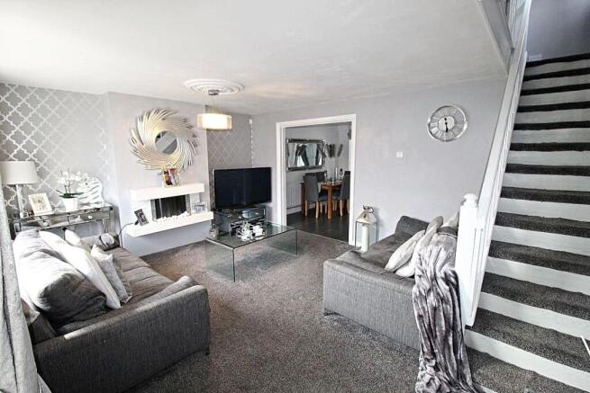 3 bed Semi-Detached for sale Image 5