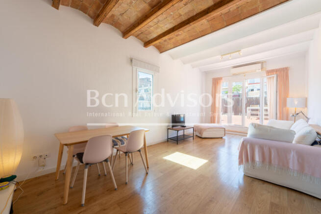 Formidable-atico-con-gran-terraza-privada-en-Sa...