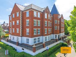 Flat 9, Cheltenham House, The Boulevard, Woodford Green IG8 8GS