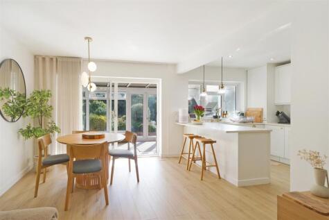 Kenwood Drive, Mill End, Rickmansworth