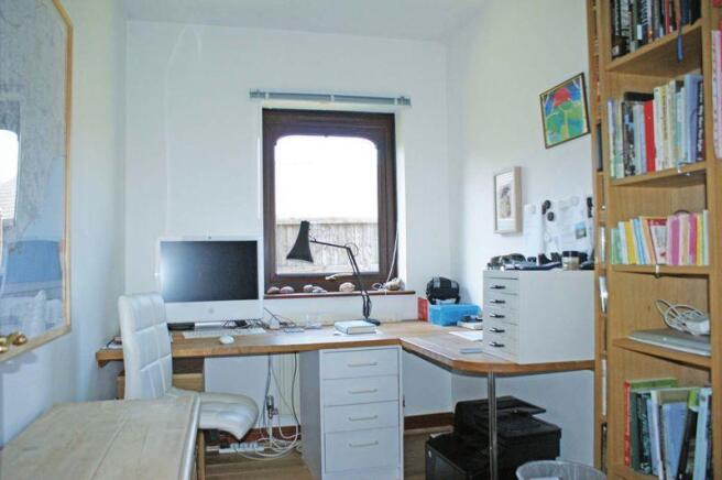 study / bedroom 4