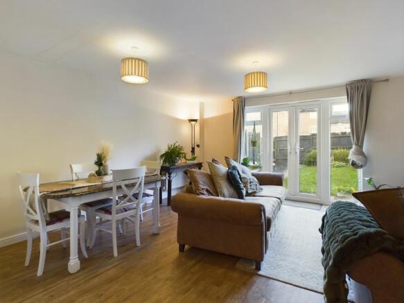 Sitting/Dining Room