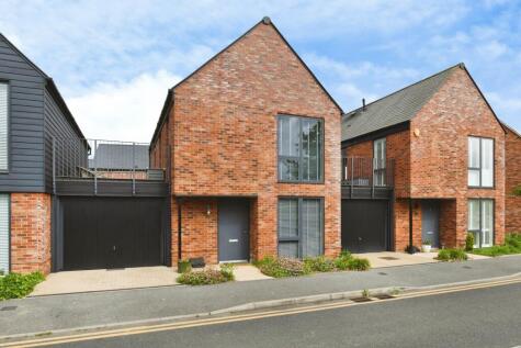 Belfry Crescent, Chelmsford, CM3