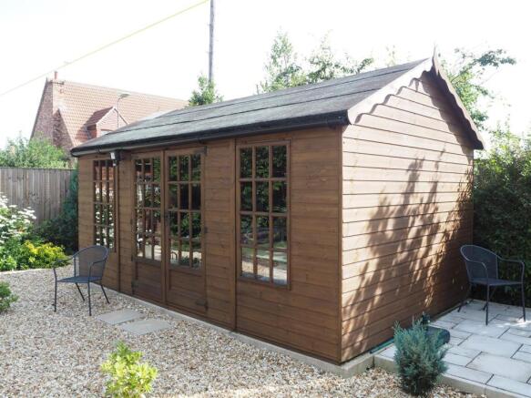 Insulated Home Office 532