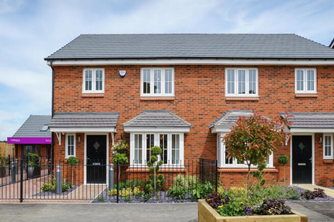 3-bed semi-detached on Mason Road,
Bedford, 
Bedfordshire, 
MK42 0TF, £385,000