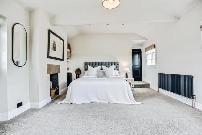 2 bed Apartment for sale Image 10