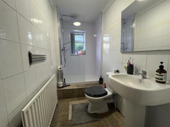 2 bed Terraced for sale Image 4