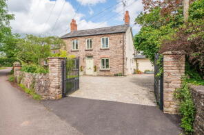The Ferns, Llanvecha Road, Usk NP15 1DL