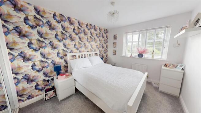 3 bed Semi-Detached for sale Image 11