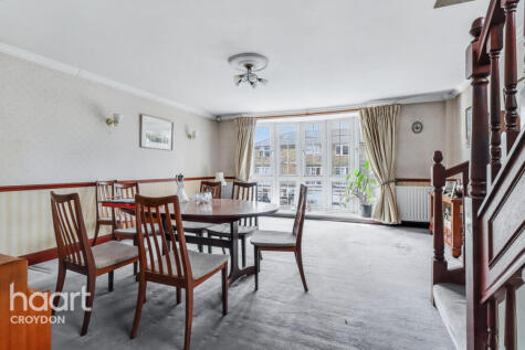 Waldronhyrst, South Croydon
