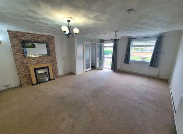 Testbourne Avenue, Totton, SO40 8BG photo 3