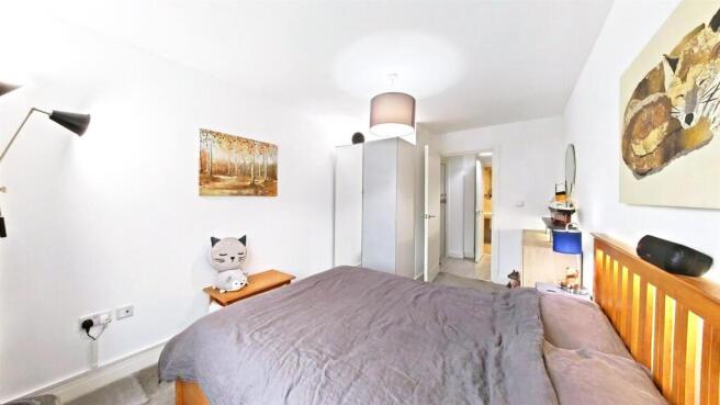 Bedroom (2)_pe.jpg