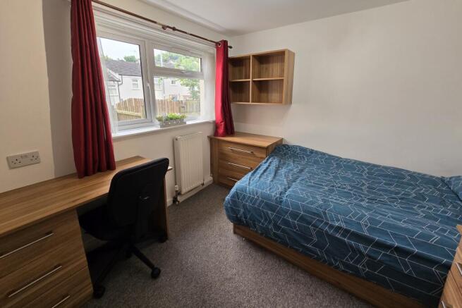 5 bed Terraced for sale Image 6