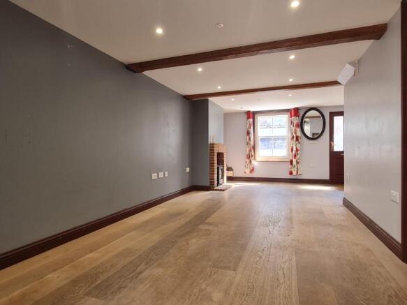 Lounge 2