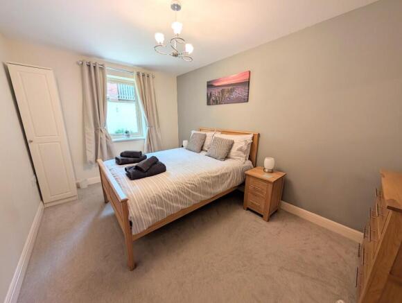 2 bed Apartment for sale Image 6