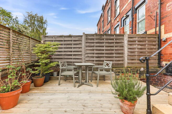 Fern Grove, Kirkstall, Leeds, LS5 3HY photo 5